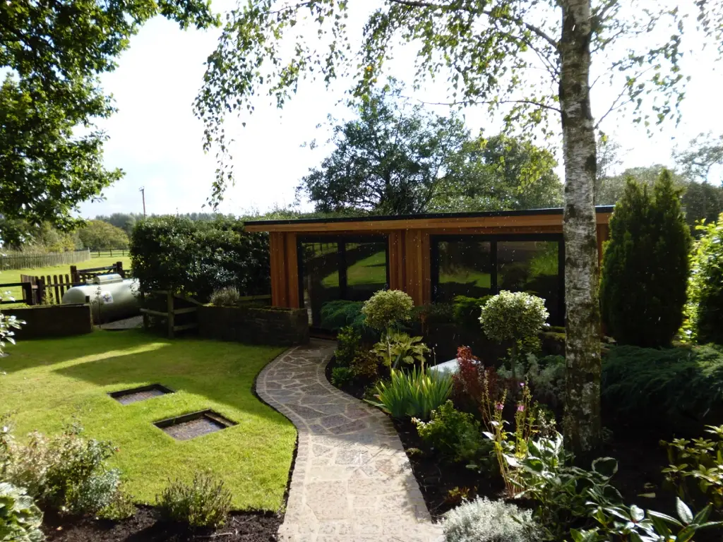 PHOTO OF A CEDAR HOME GYM