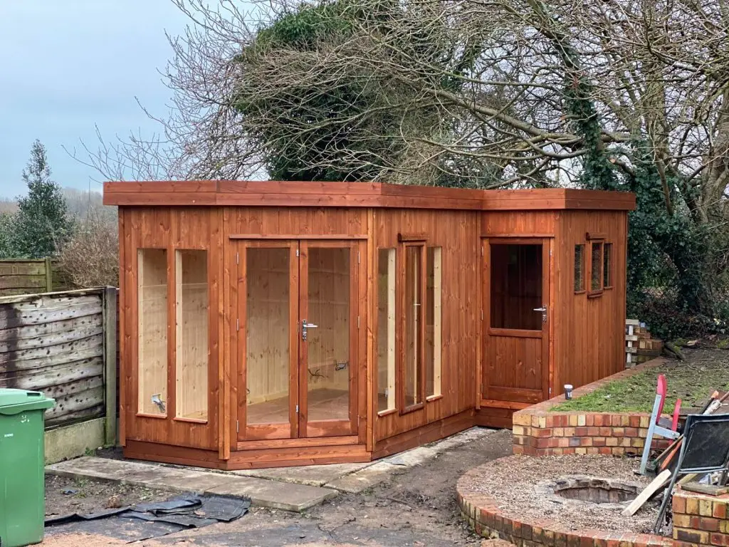Lancashire Summerhouses OFFICE IN THE GARDEN -GARDEN ROOM AND STORE WITH A SEDUM ROOF THIS IS A CORNER HOUSE TYPE BUILDING