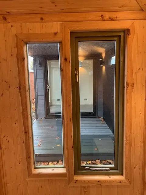 THIS PHOTO SHOWS OUR PREMIUM WINDOW RAMES WITH CHROME FITTINGS