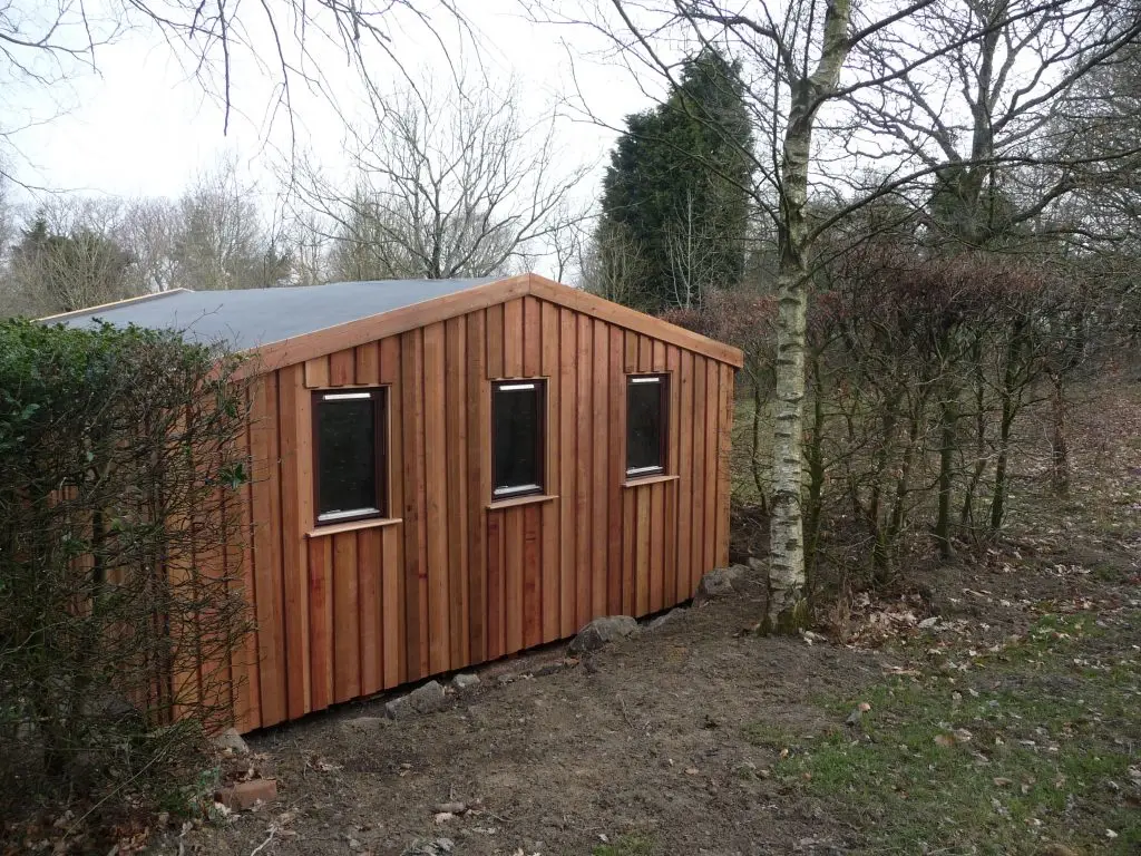 CEDAR STUDIO IN A FORREST LOCATION