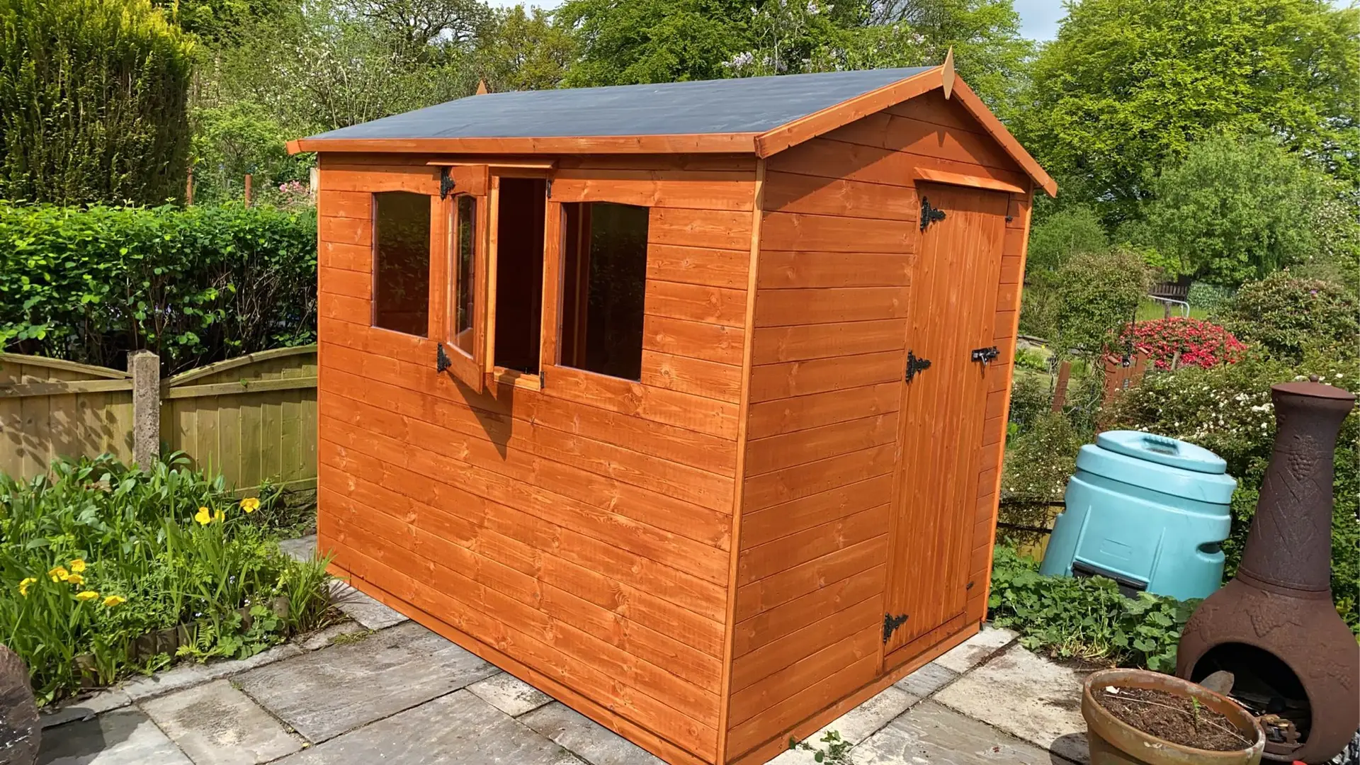 Lancashire Summerhouses- THIS IS A HEAVY DUTY GARDEN SHED MADE BY LANCASHIRE SUMMERHOUSES