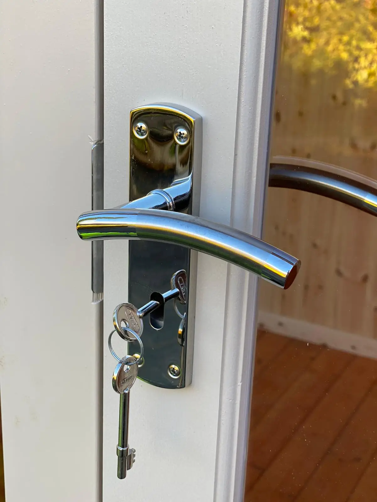 PHOTO SHOWS LOCK AND KEY